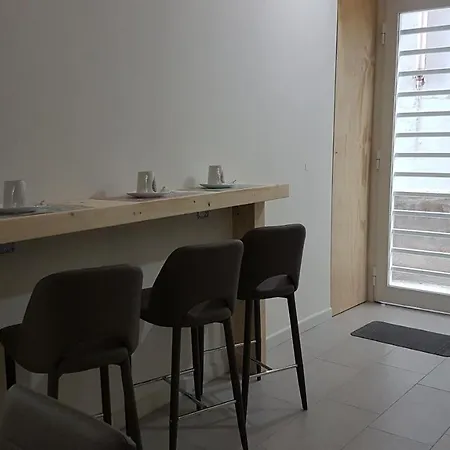 Oplonti 3* טורה אנונציאטה