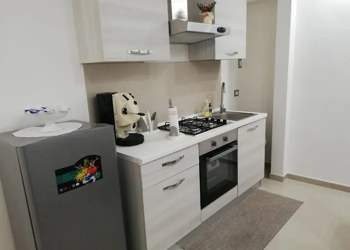Oplonti Oda ve Kahvaltı 3*