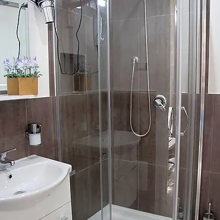 Oplonti Bed & Breakfast 3*