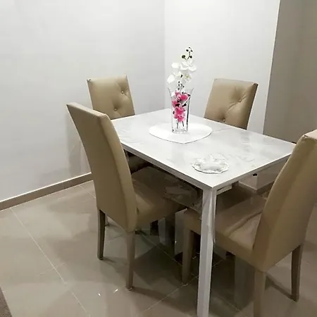 Bed & Breakfast Oplonti 3*