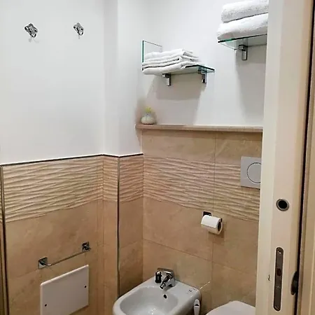 Bed & Breakfast Oplonti 3*